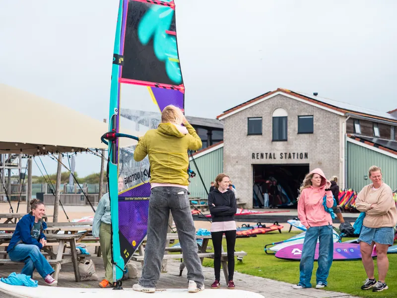 All-level women event — Netherlands, Brouwersdam — photo by Sean Benney