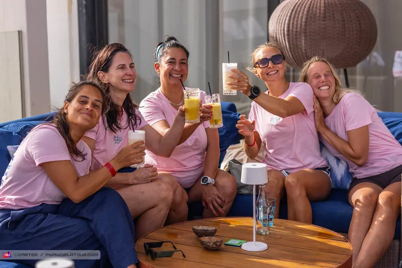 Sail with the pros — Fuerteventura, Sotavento — photo by John Carter