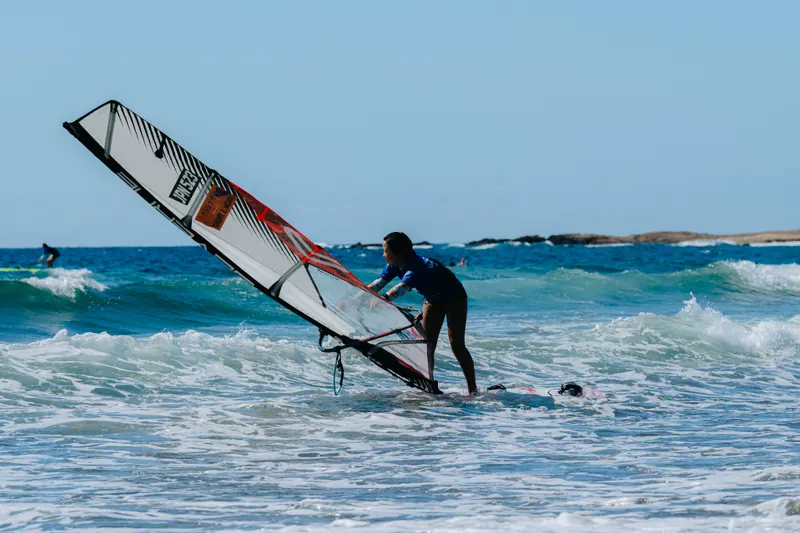 Next step in the wave — Tenerife, El Médano — photo by Rafa Soulart / the7pixels