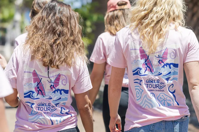 Girls on Tour T-shirt